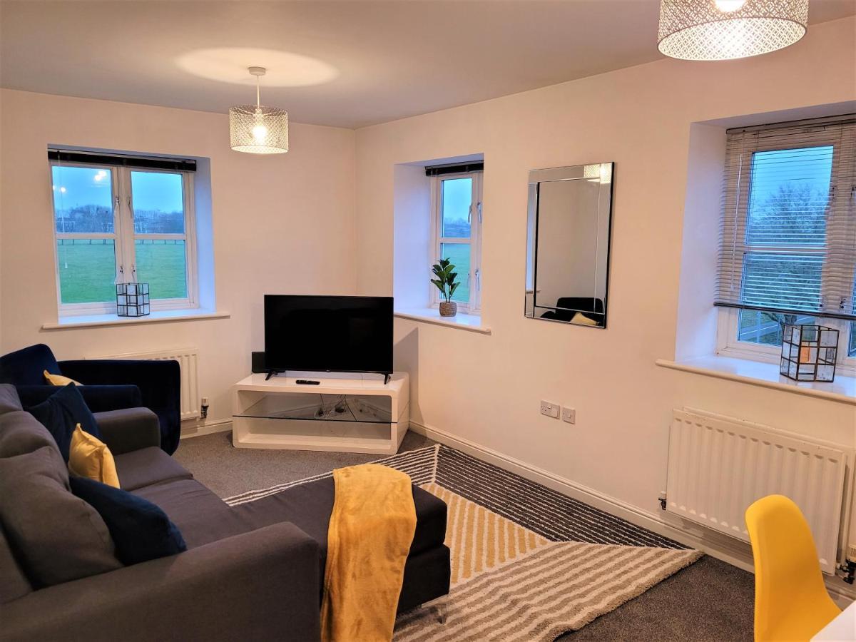 Catchpole Stays Abbey Field Apartment- A Lovely 2 Bed Apartment With Field Views Near Colchester Town Centre Dış mekan fotoğraf